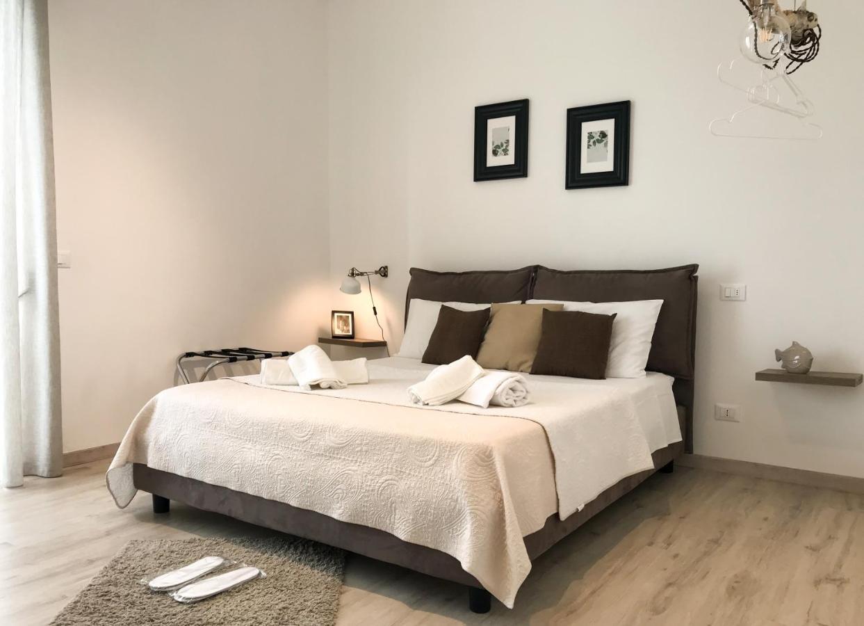 Viatorem Suites Torre dell'Orso Εξωτερικό φωτογραφία
