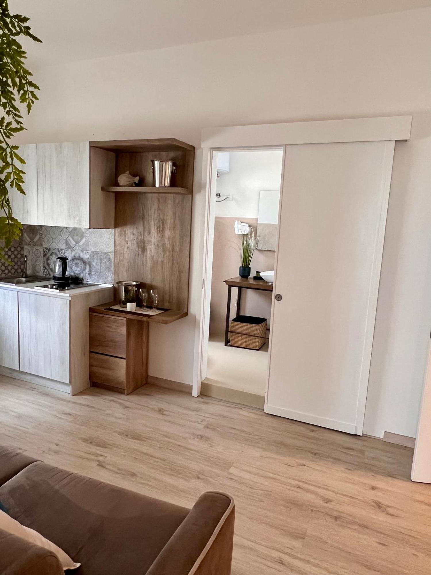 Viatorem Suites Torre dell'Orso Εξωτερικό φωτογραφία